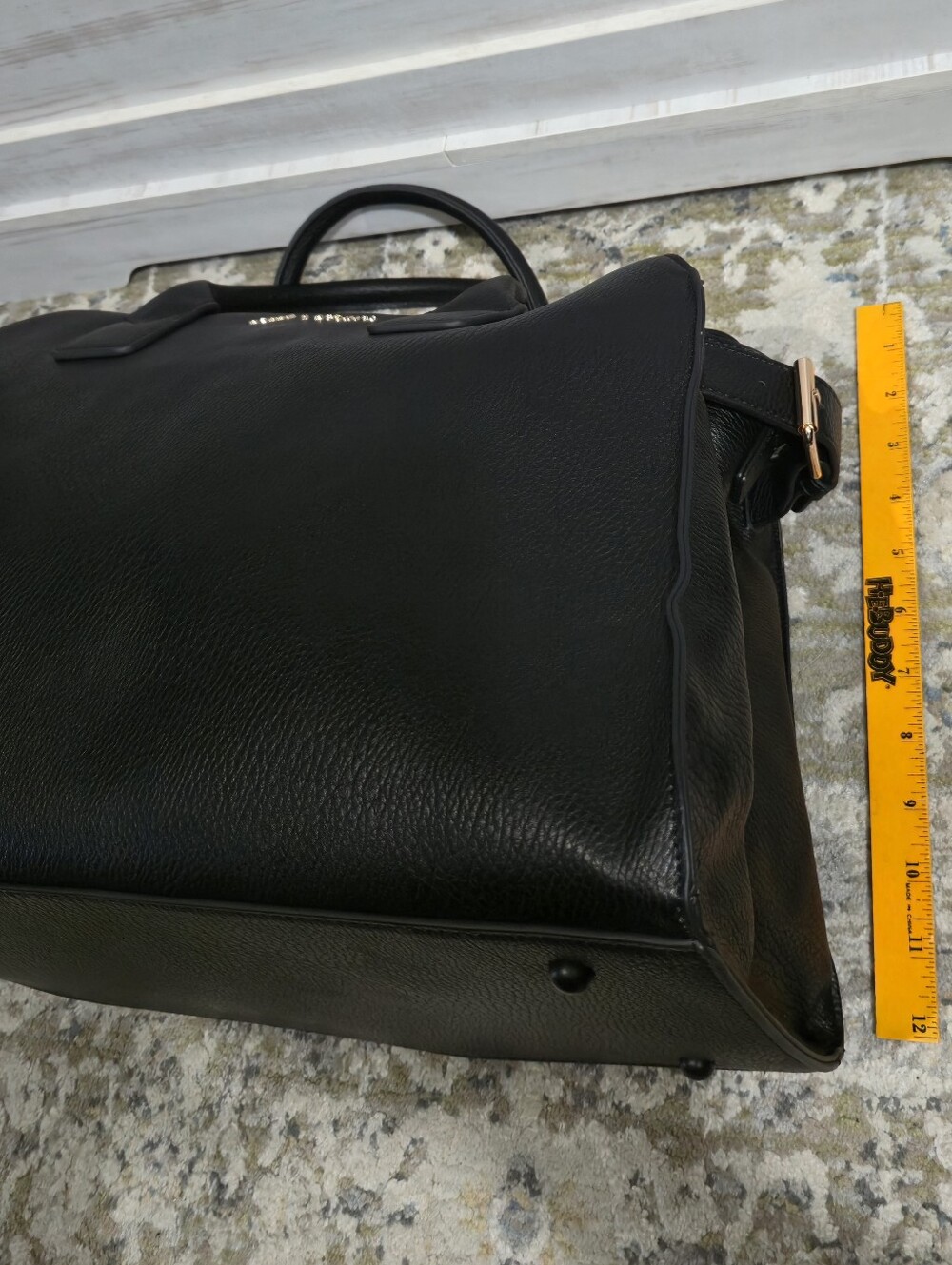 Poppy & Peonies Uptown Tote in Black. - Picture 2 of 6